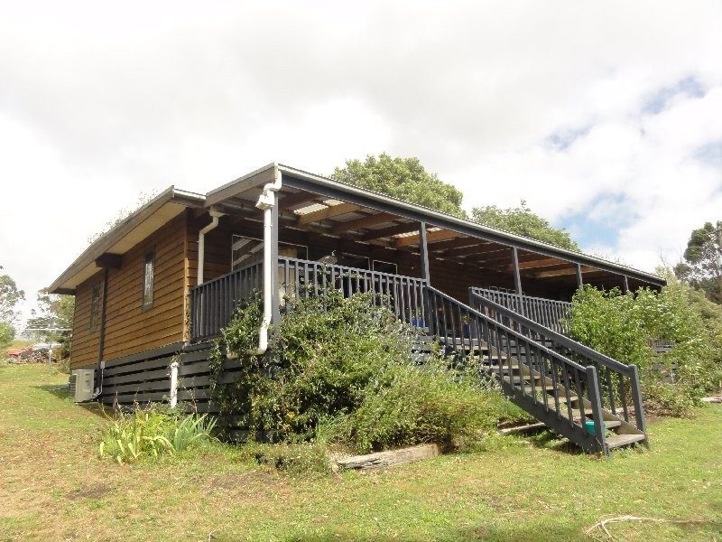 270 Evans Rd, Fish Creek VIC 3959