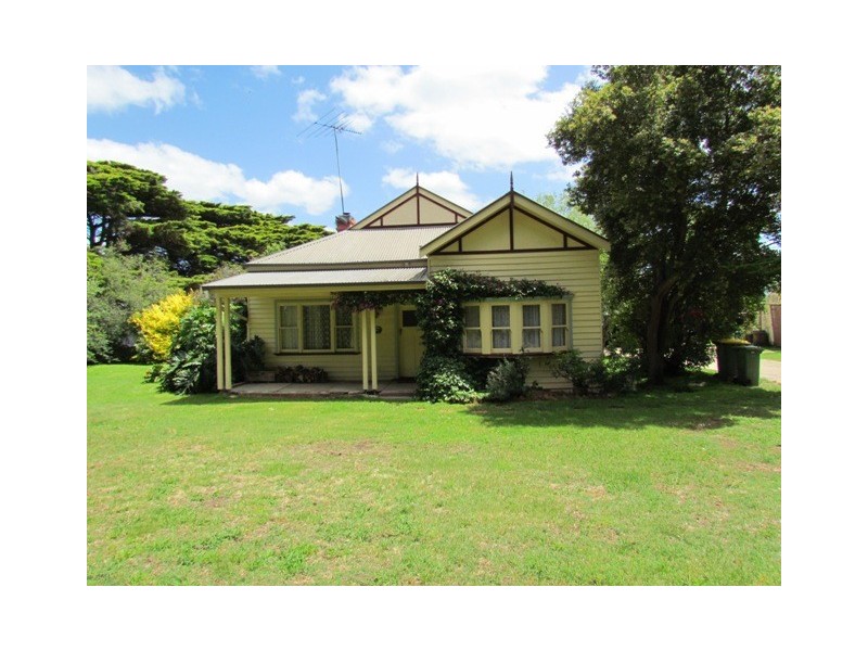 340 Mont Albert Road, Garfield VIC 3814