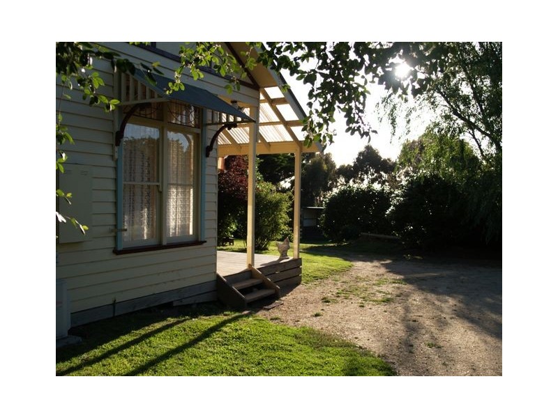 340 Mont Albert Road, Garfield VIC 3814