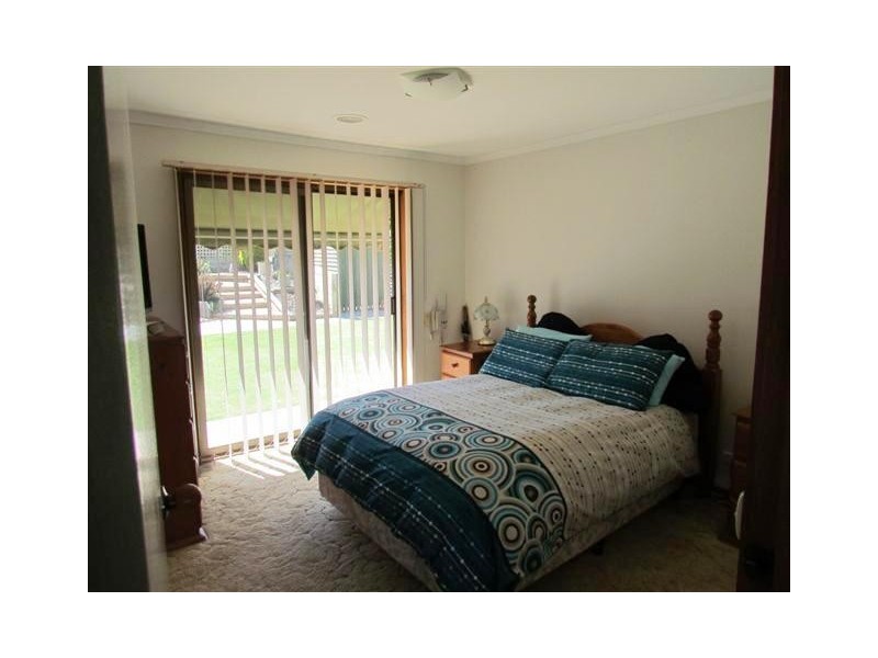 2 Bellamy Close, Warragul VIC 3820