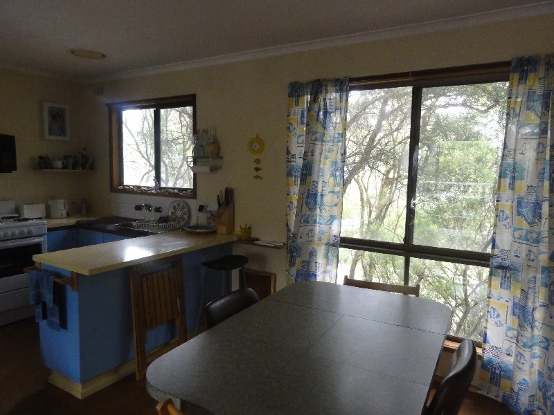 34 Sandy Point Rd, Sandy Point VIC 3959