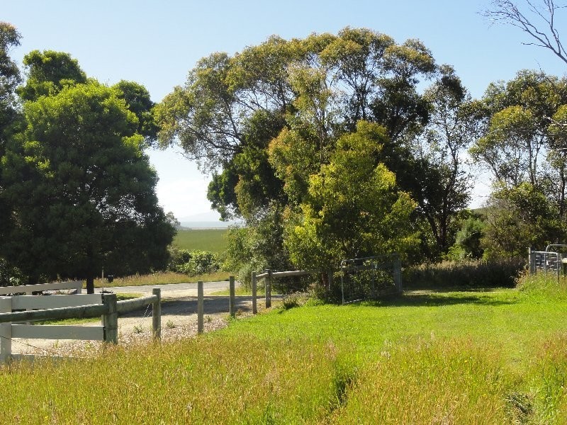 880 Promontory Rd, Foster VIC 3960