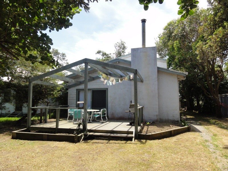 39 Ash Avenue, Sandy Point VIC 3959