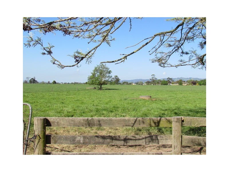 1704 Waterloo Road, Yarragon VIC 3823