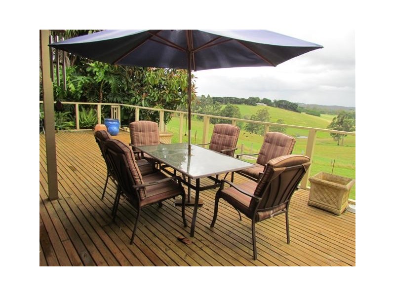 25 Hutchison Road, Jindivick VIC 3818