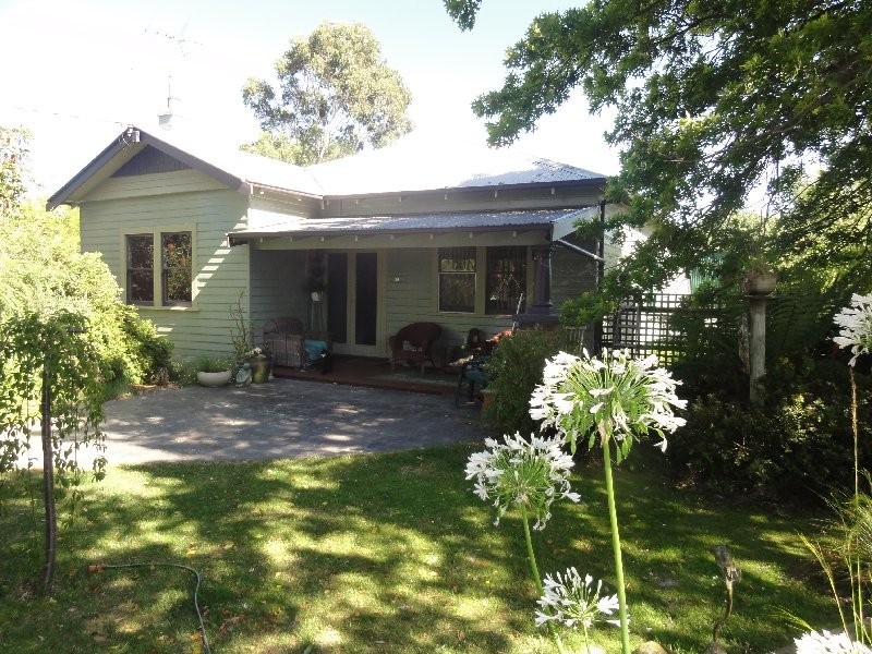 10 Slade St, Welshpool VIC 3966