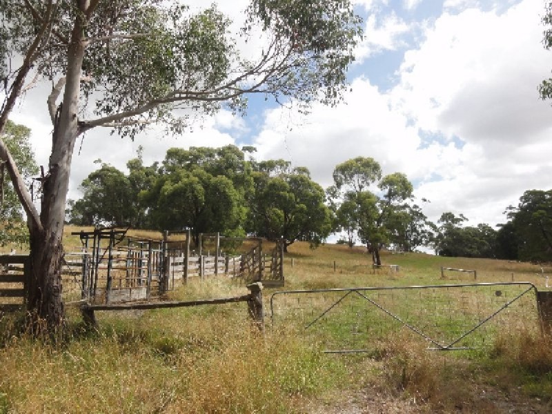 CNR North and Boys Rd, Fish Creek VIC 3959
