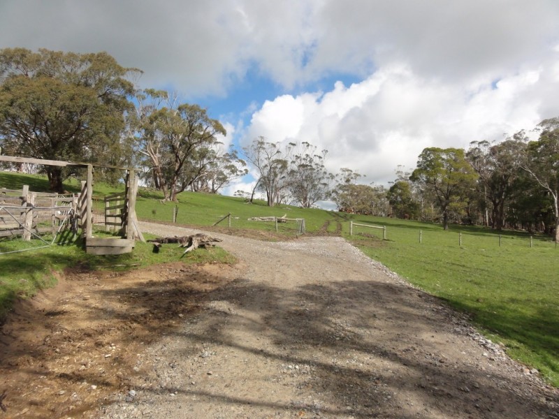 CNR North and Boys Rd, Fish Creek VIC 3959