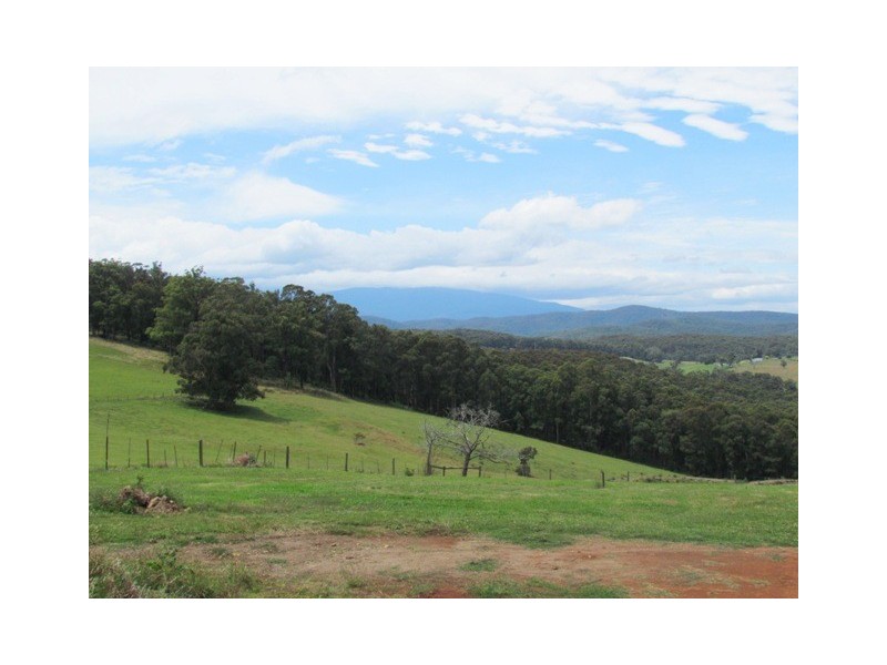 2374 Willow Grove Road, Hill End VIC 3825