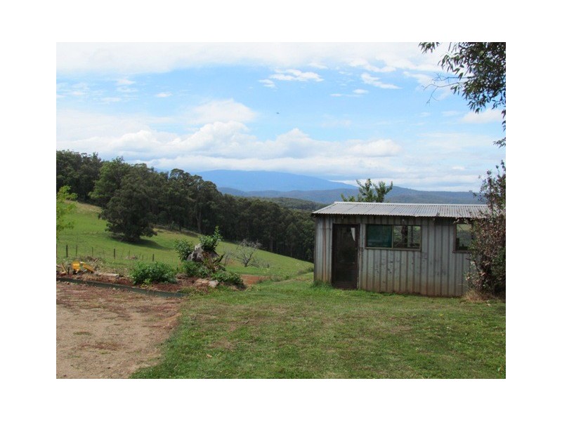 2374 Willow Grove Road, Hill End VIC 3825