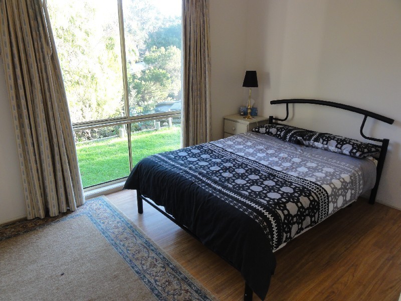 1 Tecoma Ave, Sandy Point VIC 3959