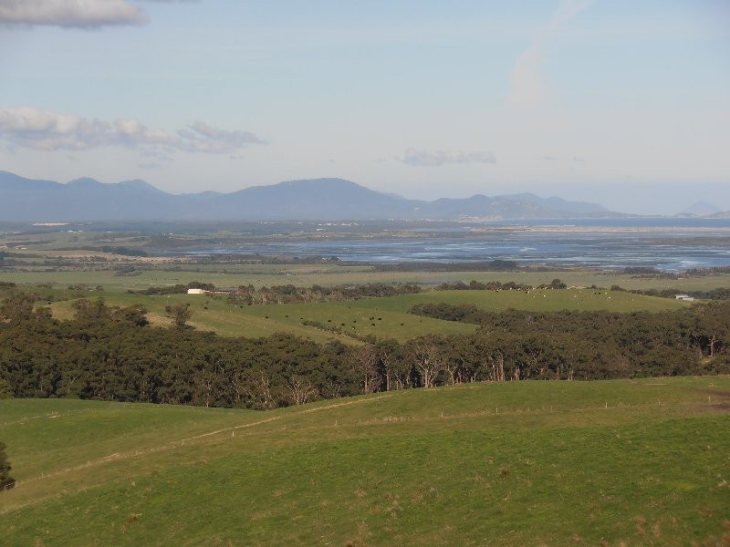 195 Savages Rd, Waratah North VIC 3959