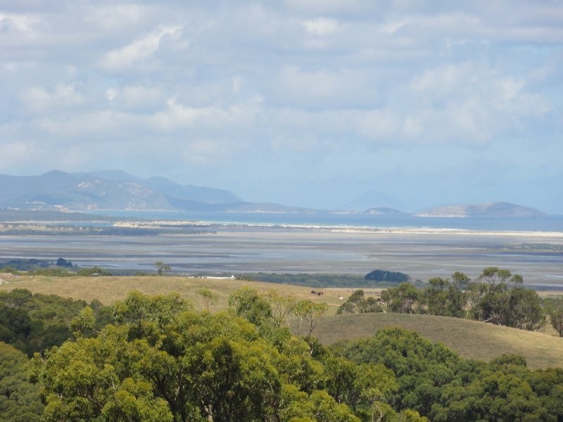 195 Savages Rd, Waratah North VIC 3959