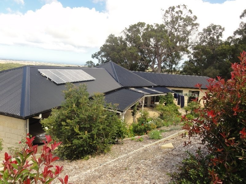 195 Savages Rd, Waratah North VIC 3959