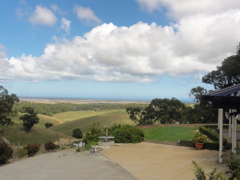 195 Savages Rd, Waratah North VIC 3959