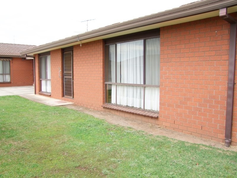 10 Bellingham Street, Leongatha VIC 3953