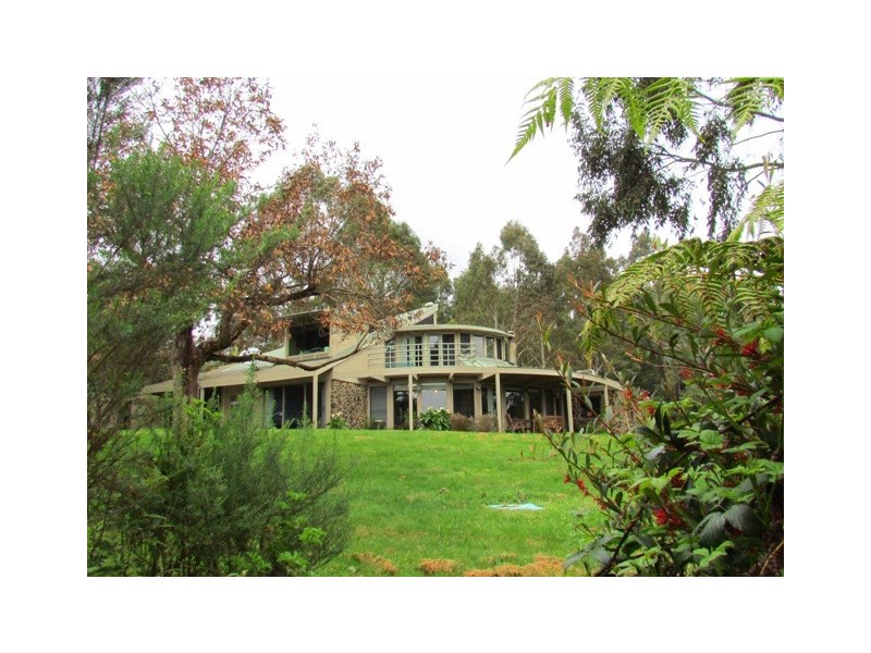 858 Grandridge Road, Warragul South VIC 3821