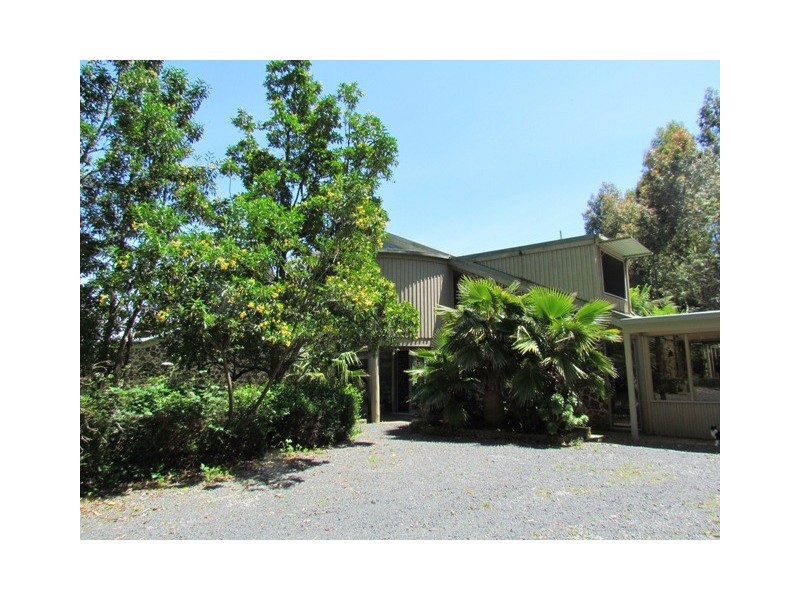 858 Grandridge Road, Warragul South VIC 3821