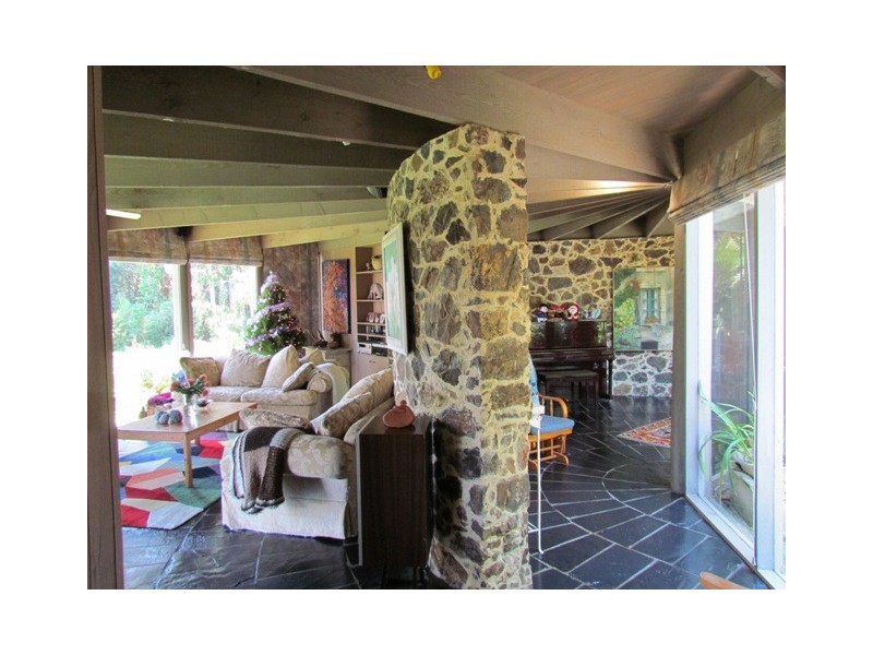 858 Grandridge Road, Warragul South VIC 3821