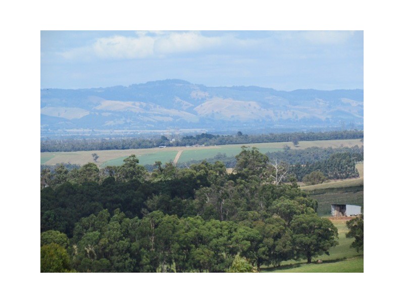 227 Hunts Road, Willow Grove VIC 3825