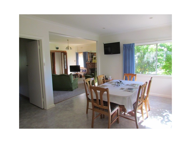 483 Darnum Allambee Rd, Darnum VIC 3822