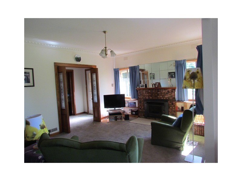 483 Darnum Allambee Rd, Darnum VIC 3822