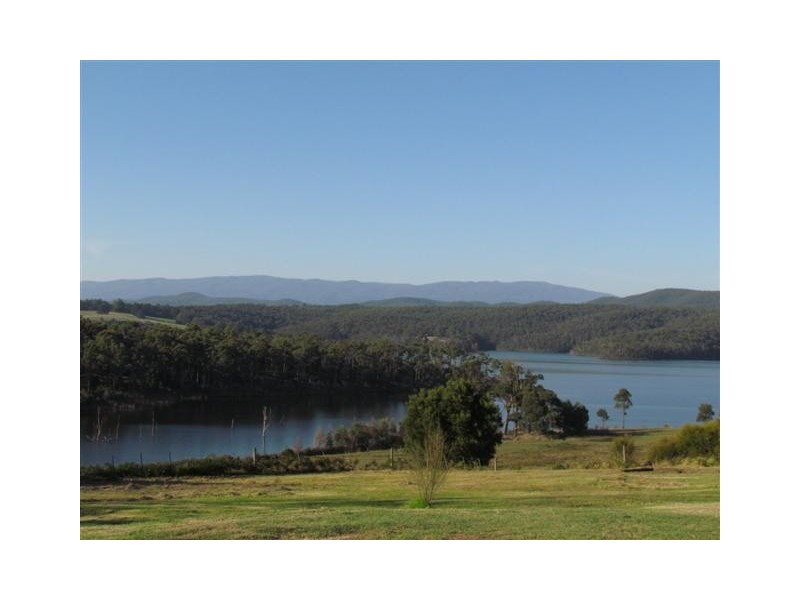 1016 Moe Willow Grove Road, Willow Grove VIC 3825