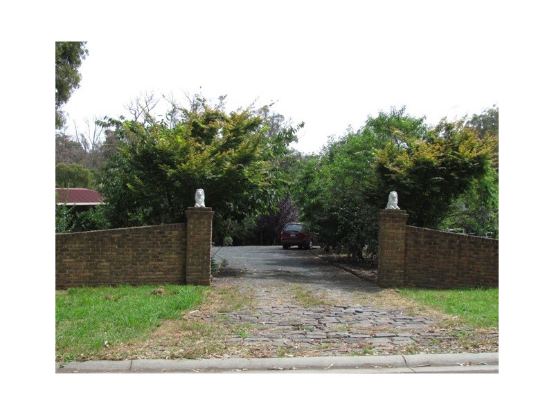 35 Bayard Drive, Pakenham Upper VIC 3810