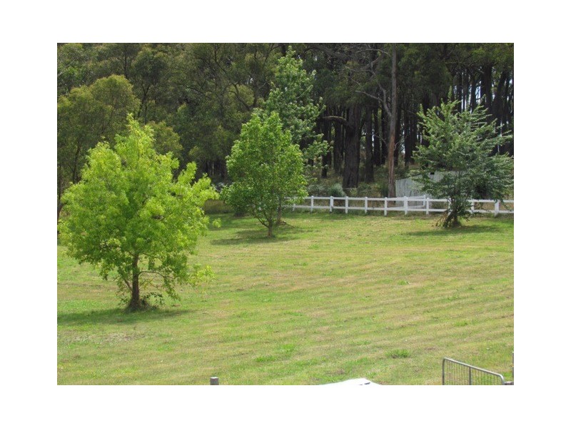 35 Bayard Drive, Pakenham Upper VIC 3810