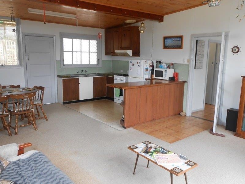 8 Brown St, Waratah Bay VIC 3959