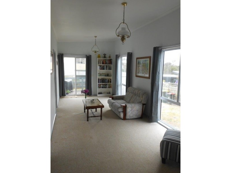 8 Brown St, Waratah Bay VIC 3959