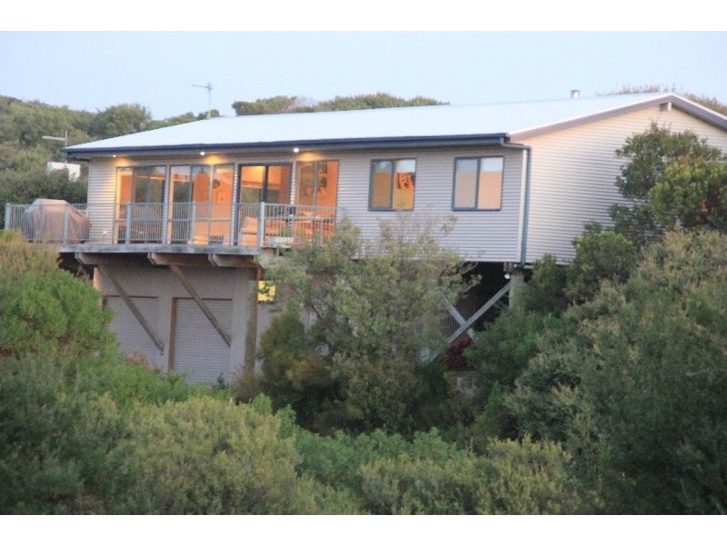 4 Acacia St, Sandy Point VIC 3959