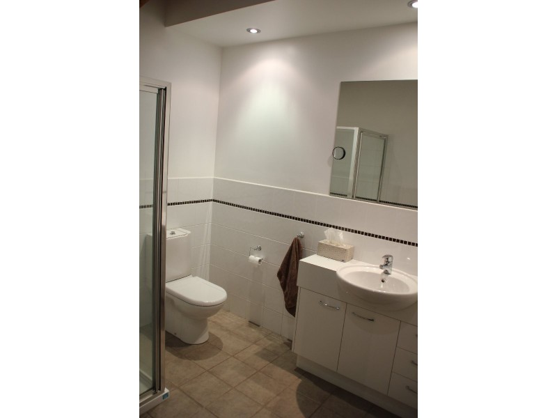 4 Acacia St, Sandy Point VIC 3959