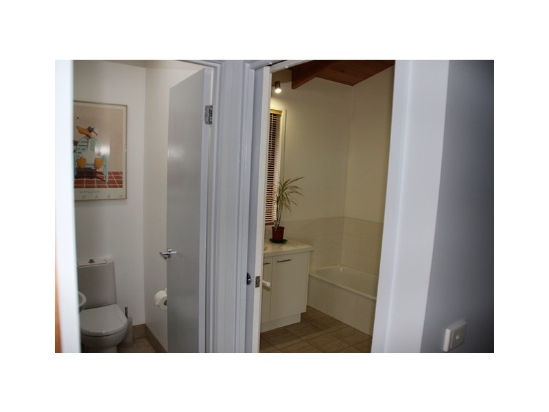 4 Acacia St, Sandy Point VIC 3959