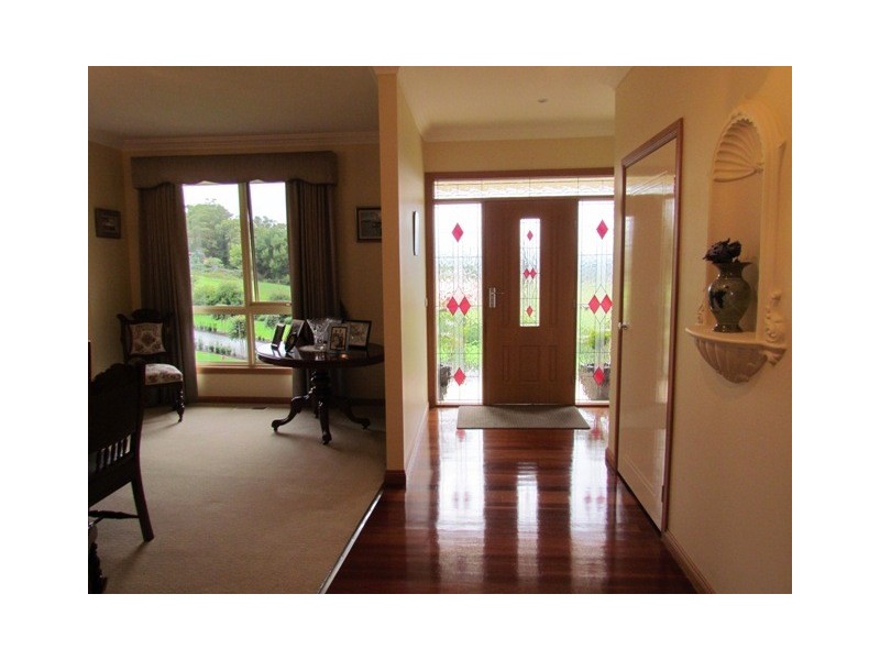 953 Princes Way, Drouin VIC 3818