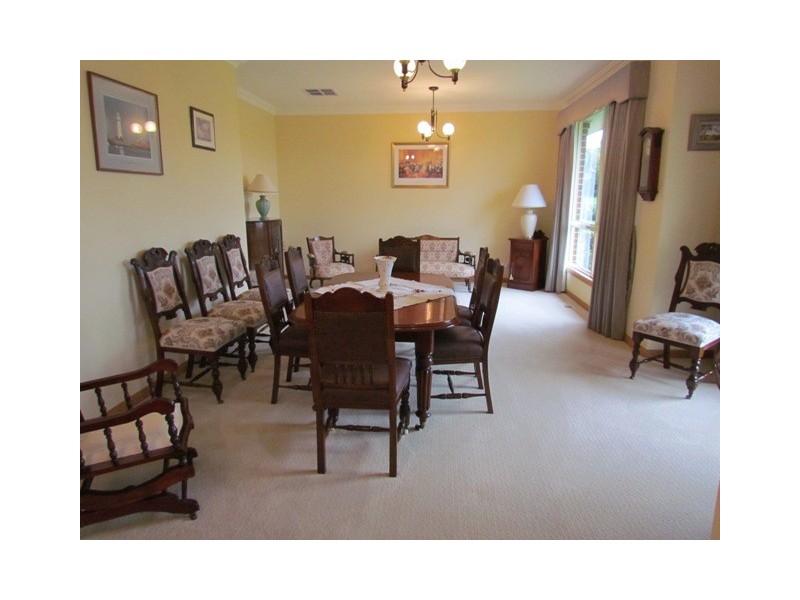 953 Princes Way, Drouin VIC 3818