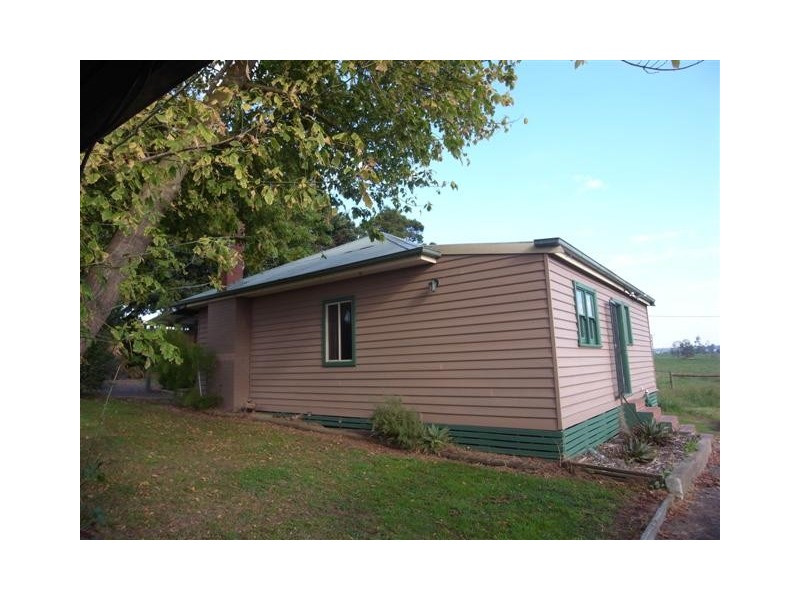 70 Kelly Road, Athlone VIC 3818