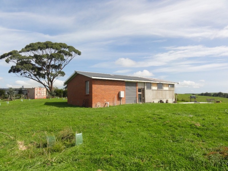 580 Falls Road, Fish Creek VIC 3959