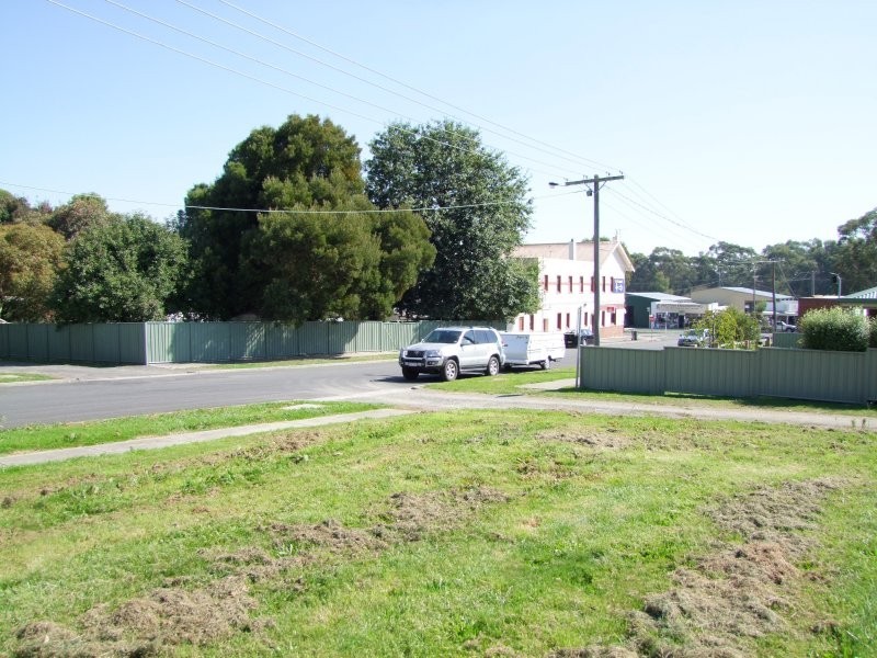 6 Welsford Street, Meeniyan VIC 3956