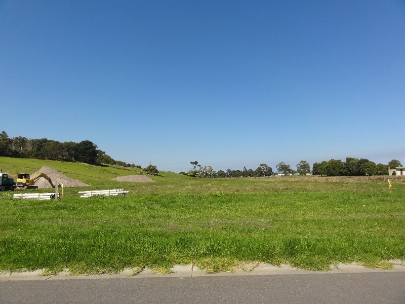 Foster VIC 3960