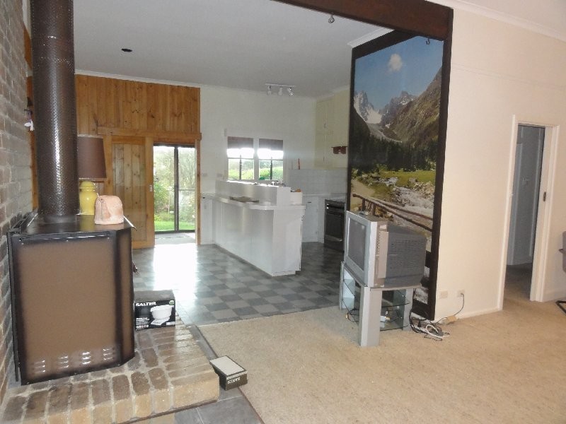 150 Hoddle Settlement Rd, Fish Creek VIC 3959