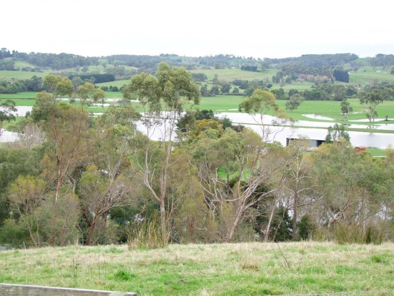 201-203 Whitelaw Street, Meeniyan VIC 3956