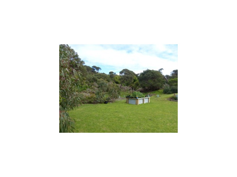 72 Beach Pde, Sandy Point VIC 3959