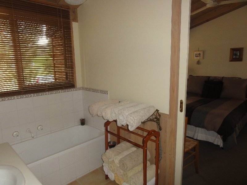 37 Hoddle Rd, Foster VIC 3960