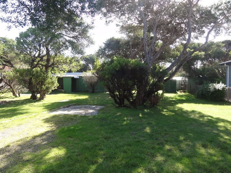 31 Beach Pde, Sandy Point VIC 3959