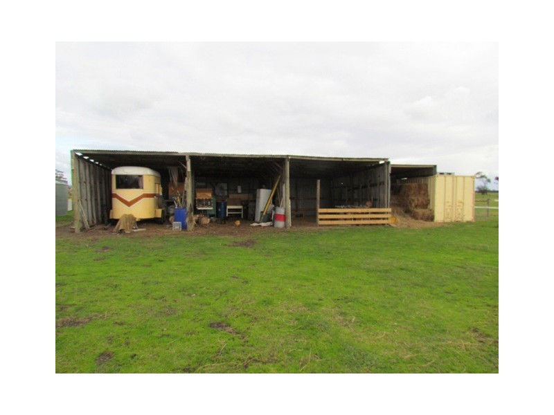 760 Longwarry Modella Road, Modella VIC 3816