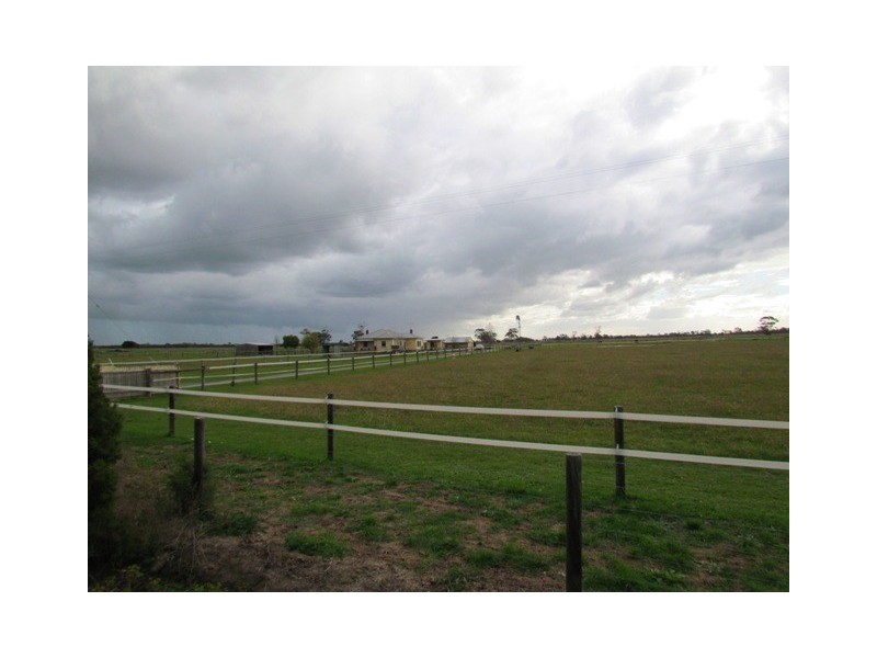 760 Longwarry Modella Road, Longwarry VIC 3816