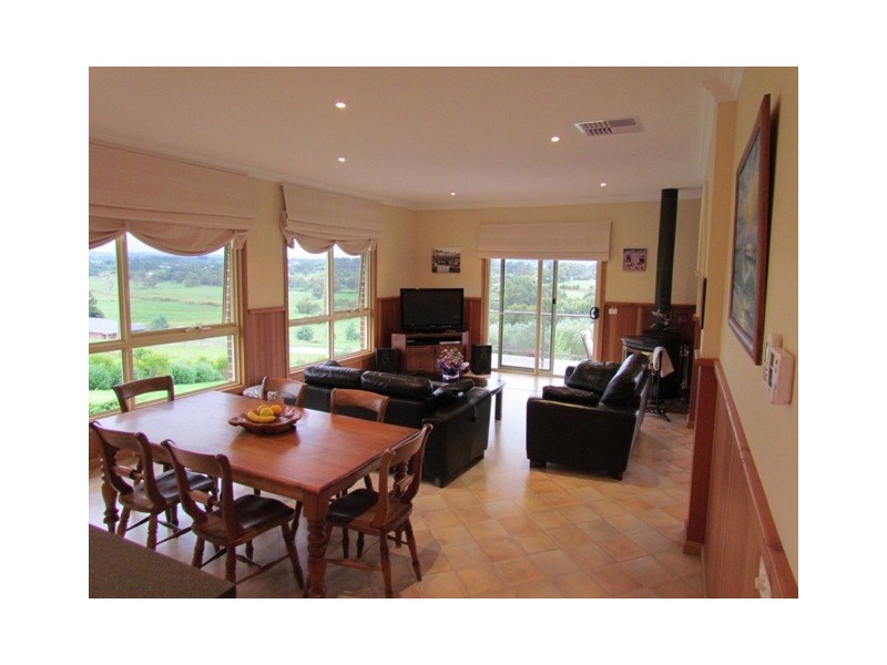 953 Princes Way, Drouin VIC 3818