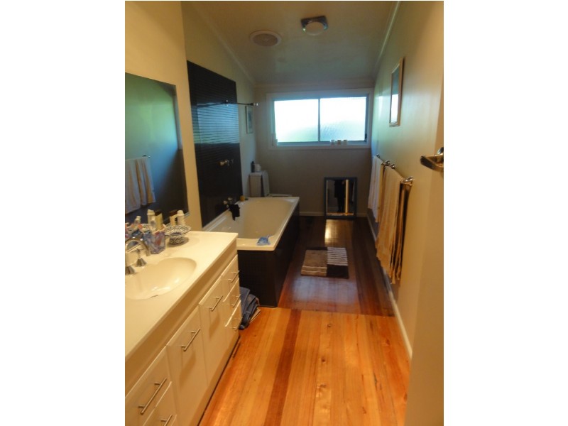 1 Mine Rd, Foster VIC 3960