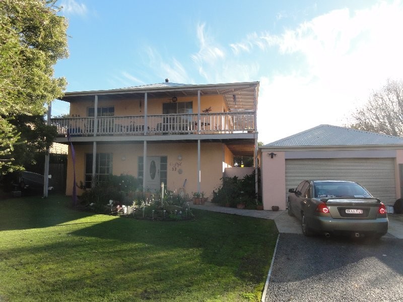 37-39 Grevilla St, Walkerville VIC 3956